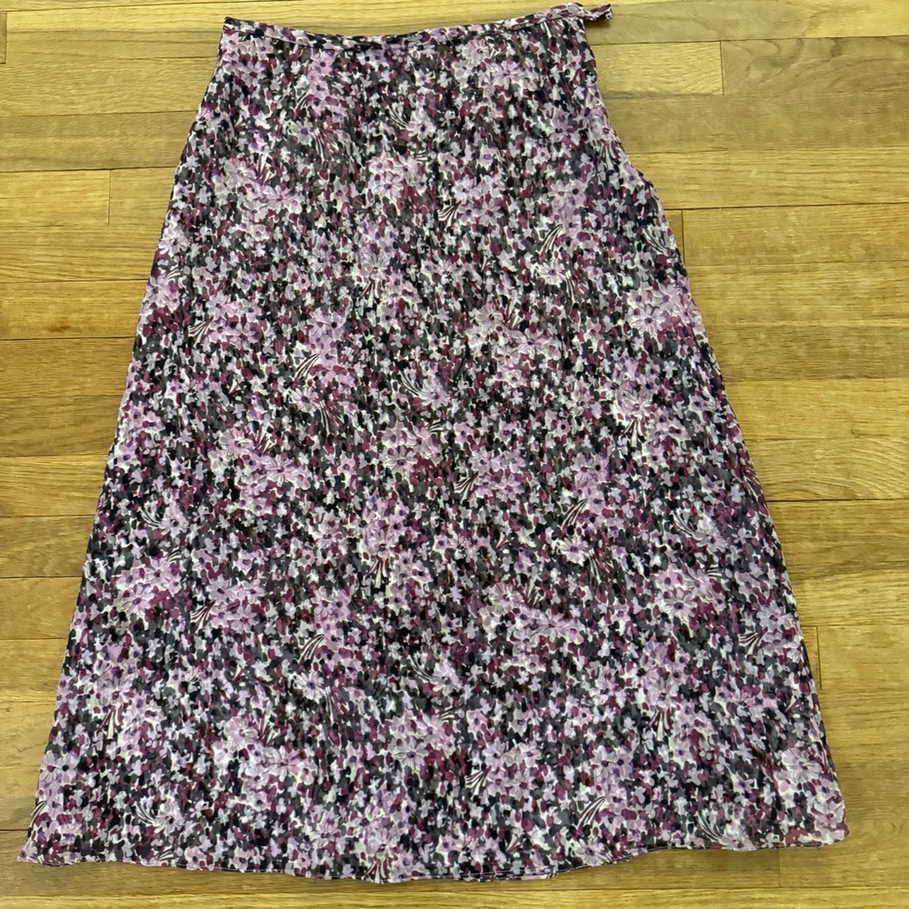 Valerie Stevens purple black 100% silk maxi a-line skirt size 6P
 b64